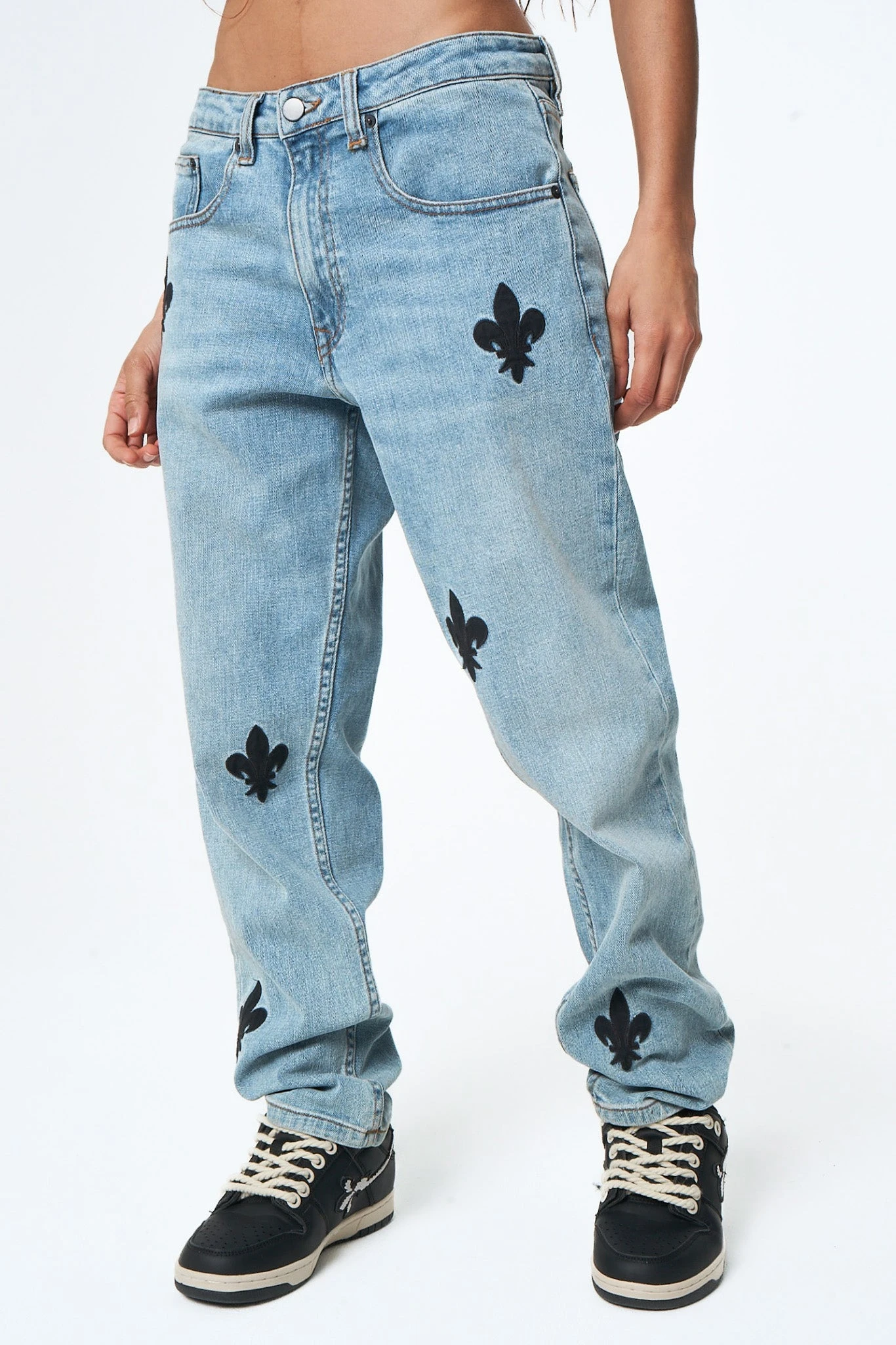 ELEVEN PARIS Beleo Bleu Jean 7 ELEVEN PARIS Beleo Bleu Jean – Image 5