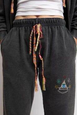 ELEVEN PARIS Mihai Noir Délavé -Eleven Paris MIHAISO10 051.web