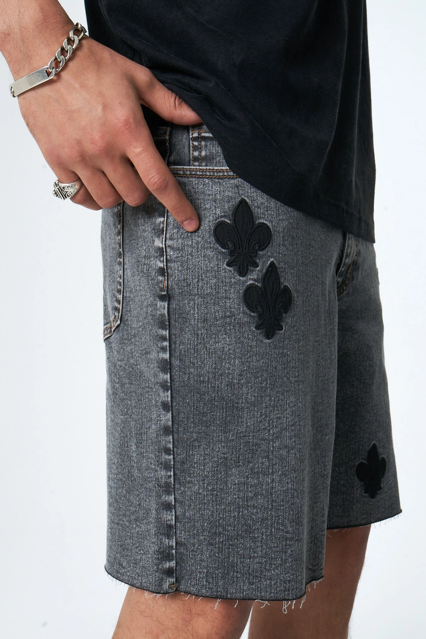 Nairobi Noir Délavé 9 Nairobi Noir Délavé – Image 7