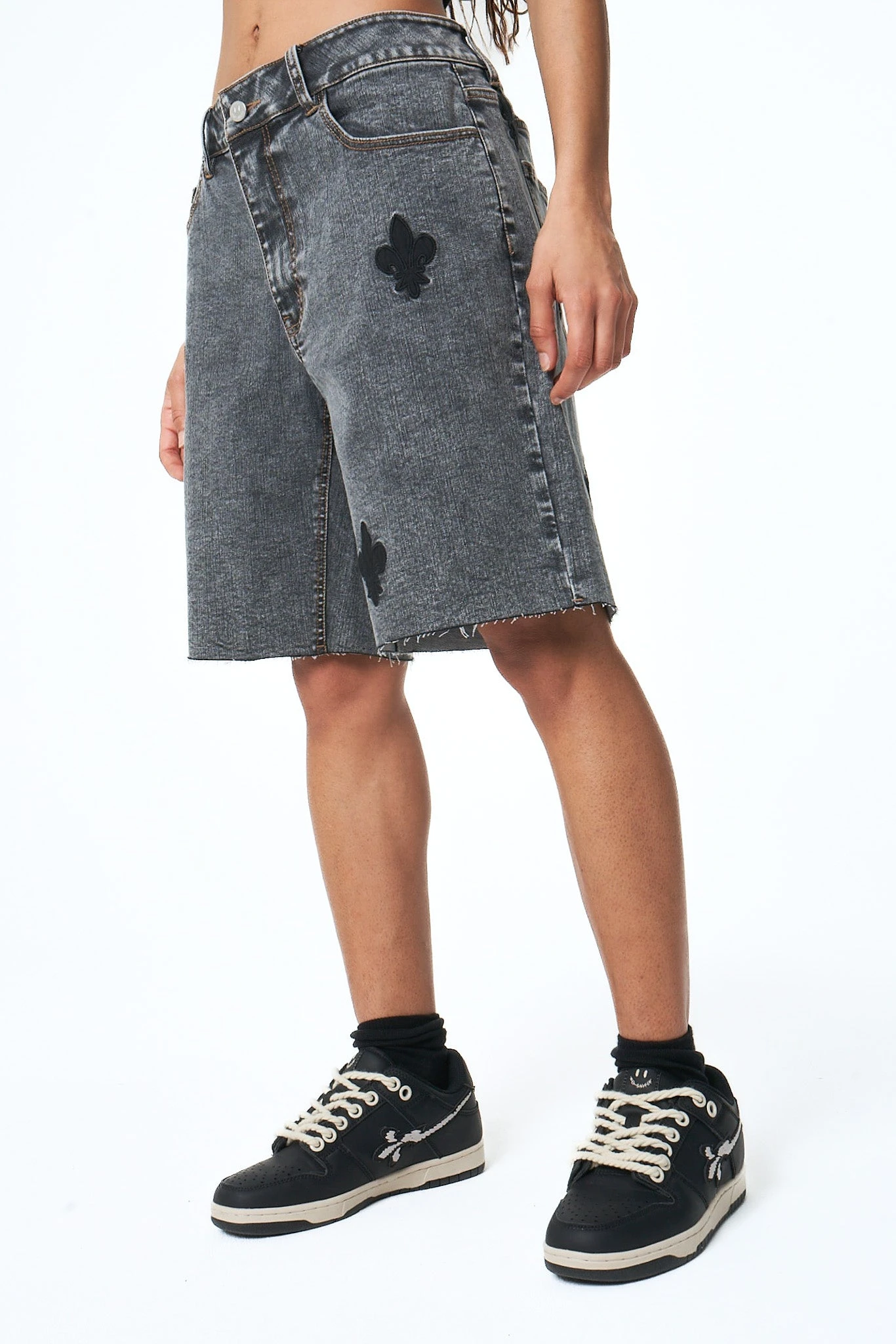 Nairobi Noir Délavé 10 Nairobi Noir Délavé – Image 8