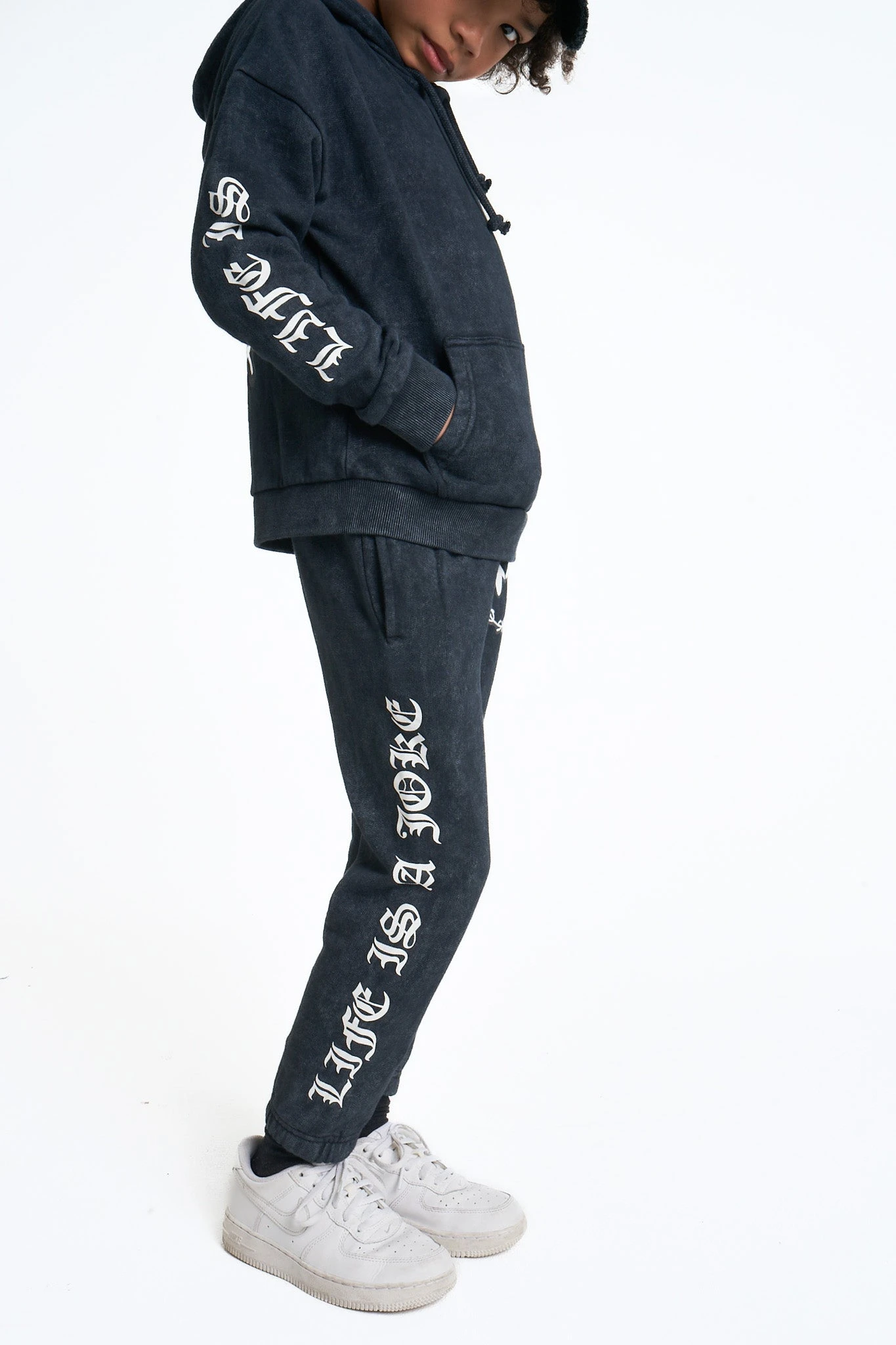 Neziah Noir Délavé 5 Neziah Noir Délavé – Image 3